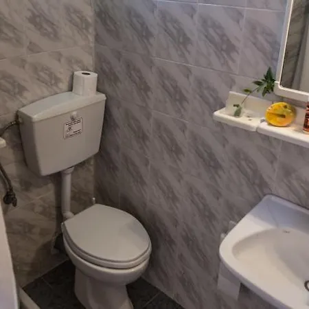 Nikoleta Apartament *