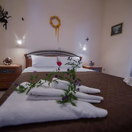 Nikoleta Apartament *