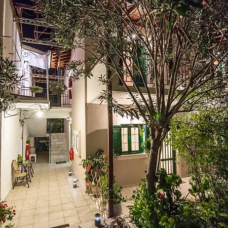 Apartment Nikoleta Nikiana