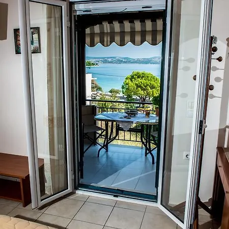 Nikoleta Apartamento